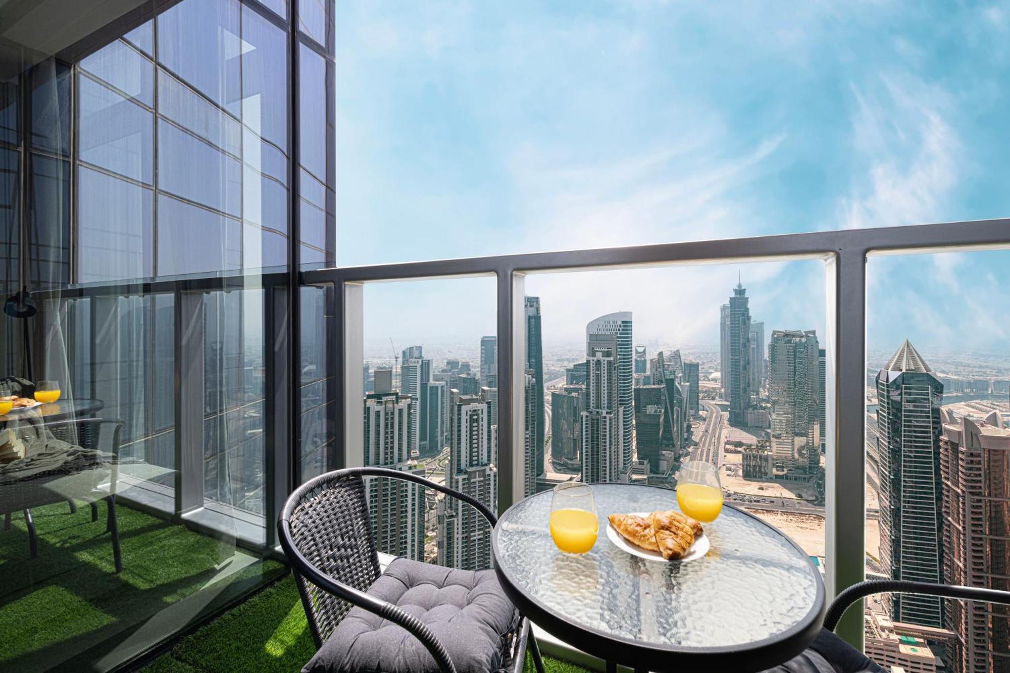 Апартаменти 64Th Floor Highest Downtown Infinity Pool Burj Khalifa View Дубай Екстер'єр фото